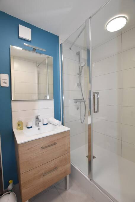 Le Luca, Hyper Centre, Type 2, 4 Personnes Apartment แรนส์ ภายนอก รูปภาพ